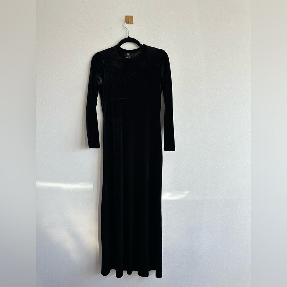 Vintage 90s BCBG Black Velvet Maxi Dress Long Sleeve Size M
